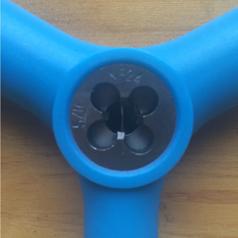 Multifunctional Y shape Skateboard Tool With Tri Socket Threader For Skate Board Longboard Scooter | Спорт и развлечения