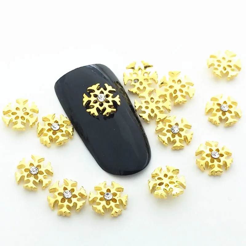 

100pcs New metal snowflake nail ornaments Japanese alloy inlay drill Christmas hollow snowflake crystal nail sticker