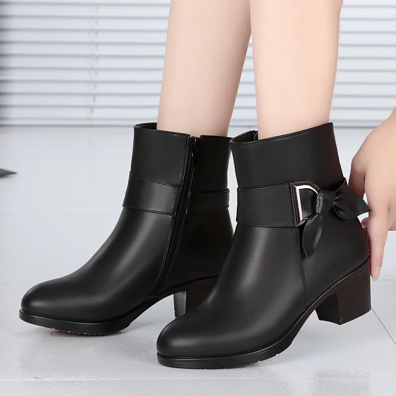 

ZXRYXGS Brand Shoes Boots Bow Cowhide Leather Boots 2020 New Warm Plush and Wool Snow Boots Winter Boots Women Shoes High Heels