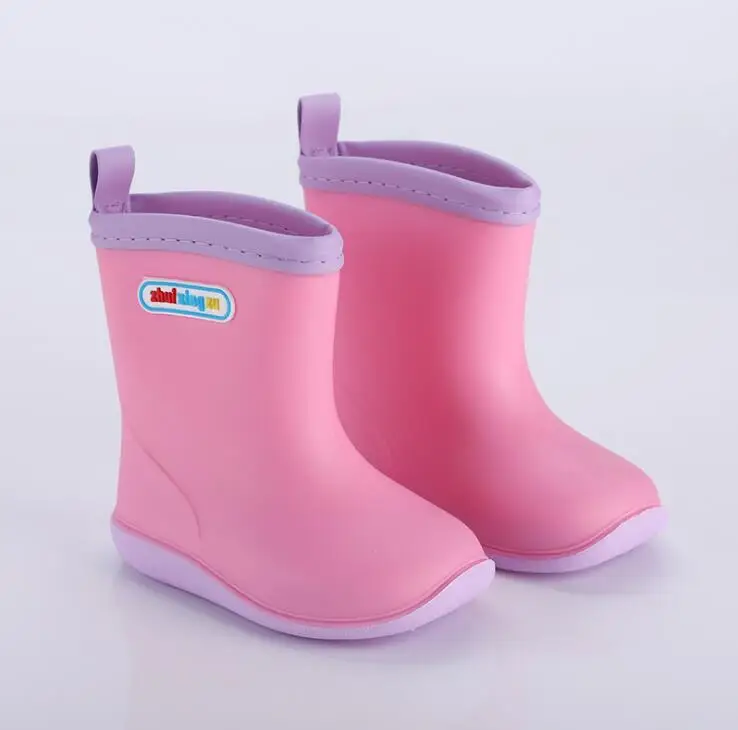 Pink Solid Сезон дождей; резиновая обувь; детские ботинки для девочек и мальчиков; детская водонепроницаемая обувь; резиновые сапоги ярких цветов; нескользящая водонепроницаемая обувь - Цвет: Pink Solid