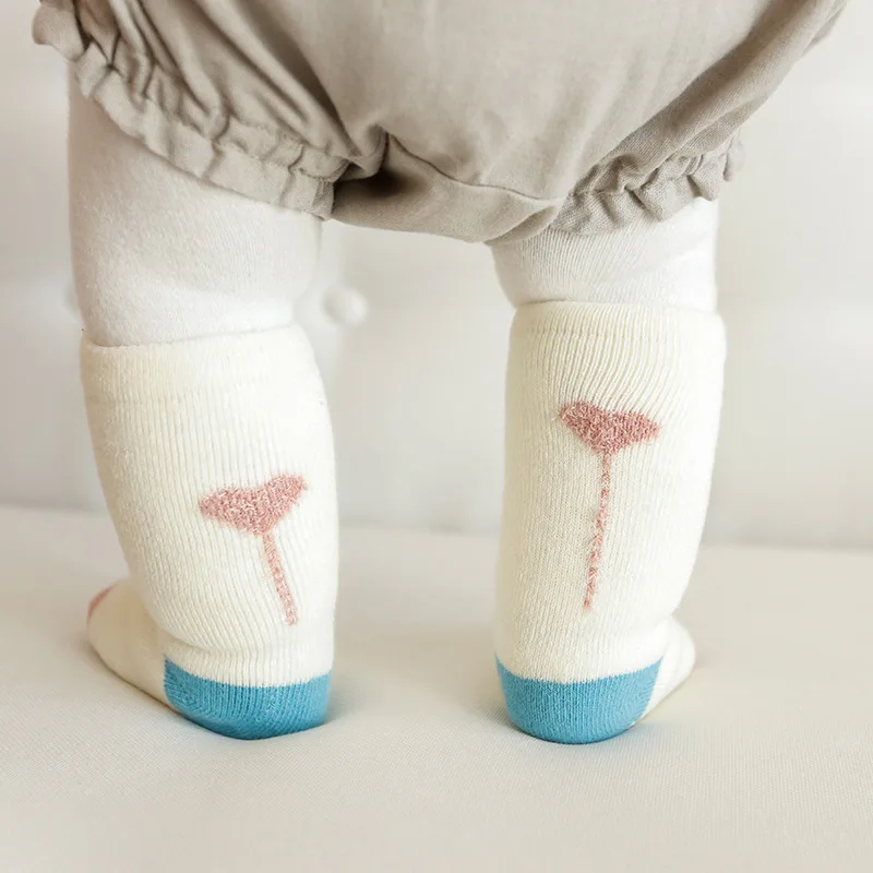 

3 пары/Лот, хлопковые нескользящие детские носки до колен с мультяшными животными, милые детские носки, длинные носки для новорожденных, шла...