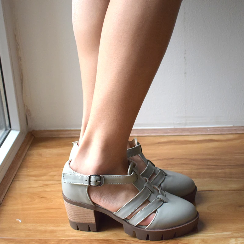 

Fanyuan Spring Summer Women Sandals Retro Ankle Strap Thick Heel Shoes Unique Design T-strap Sweet Girl's Style Pumps Sandal