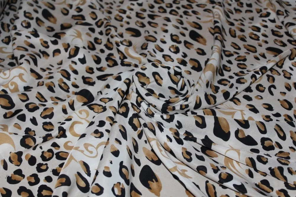 Шифоновая ткань с леопардовым принтом ширина 145 см | Дом и сад