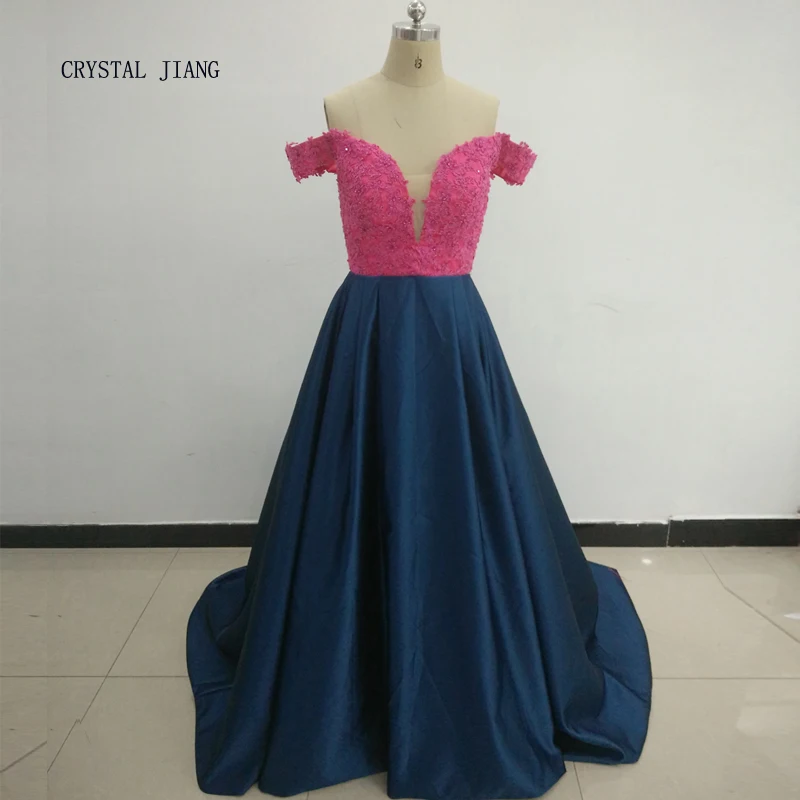 Прозрачное вечернее платье с V-образным вырезом и аппликацией из бисера | Свадьбы