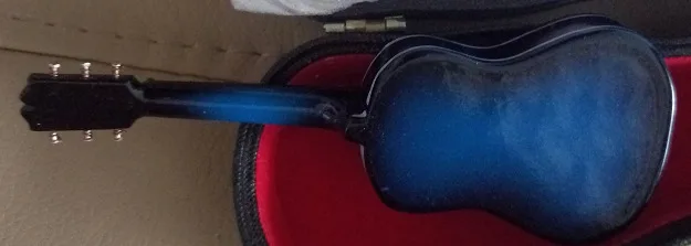 2017 ручная работа мини электрогитара магнитная наклейка в железном музыкальном