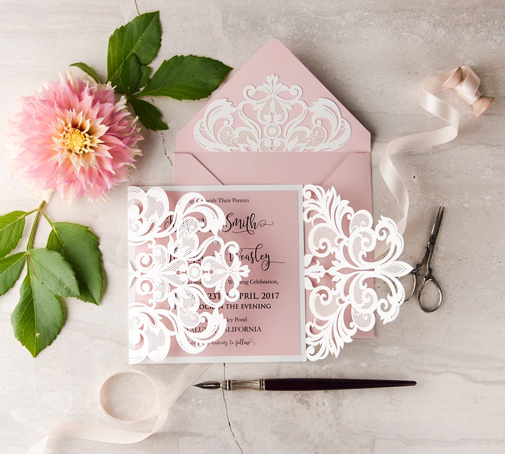 Розовая свадьба карты invitaiton кружева свадебные приглашения с лентой лук двойной