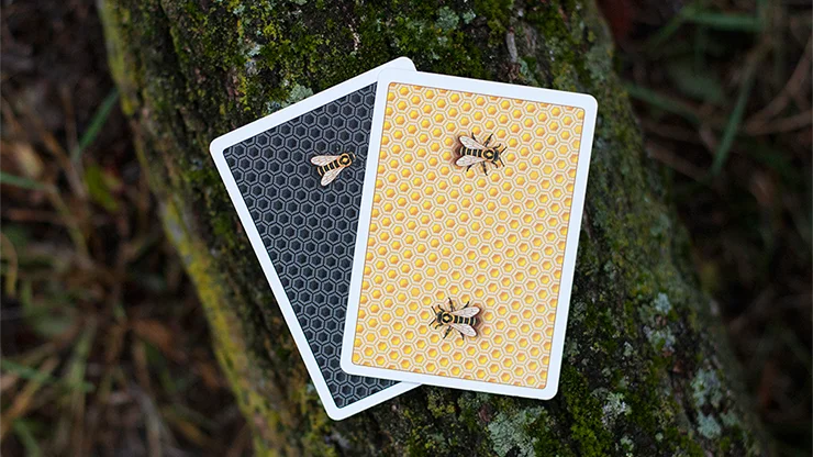 ITgimmick Honeybee V2 Playing Cards (Black Or Yellow MetalLuxe) - Poker | Игрушки и хобби