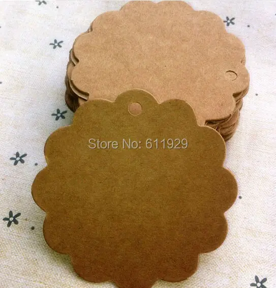 

free shipping 400 pcs a lot 6x6cm DIY blank flower kraft paper tags/wedding round decorated card/cake price tags/message card