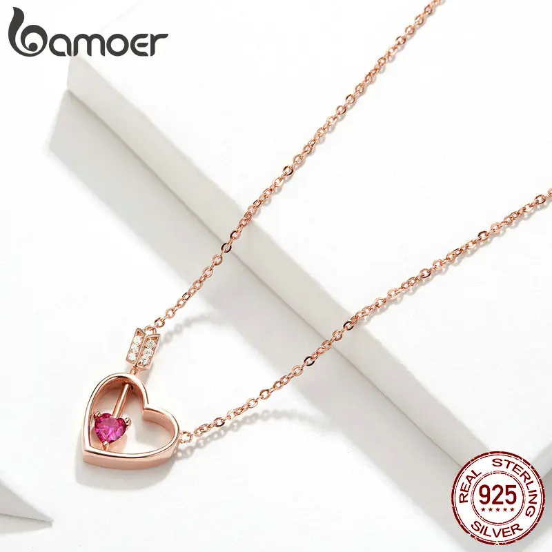 Bamoer Lover в виде сердца со стрелой Цепочки и ожерелья для Для женщин розового золота Цвет сердце-shape форме, благодаря чему создается ощущение невесомости с колье Love Цепочки и ожерелья s 925 пробы Серебряные ювелирные изделия BSN059