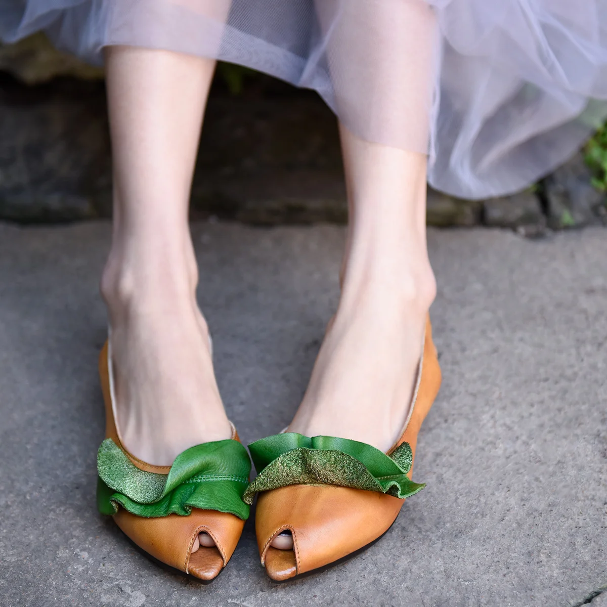 

Artmu Original Retro Ruffles Peep Toe Women Sandals Genuine Leather Flat Soled Semi-sandals New Handmade Shoes 8165-23