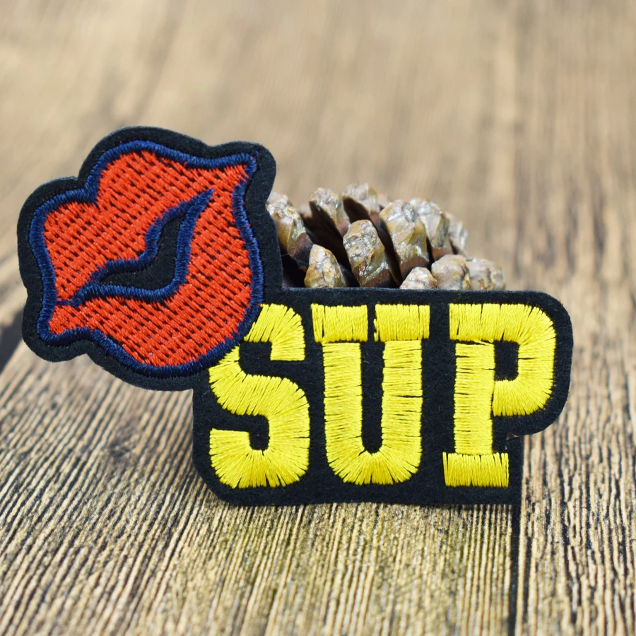 10 шт SUP kiss mouth значки Горячие патчи для одежды вышитые приклеивания утюгом
