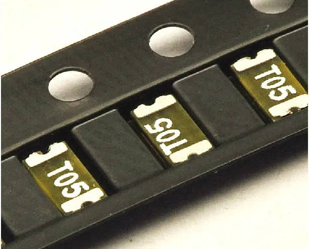 

100 шт./лот 1206 SMD Сменный предохранитель, предохранитель PPTC NSMD050 13V 0.5A