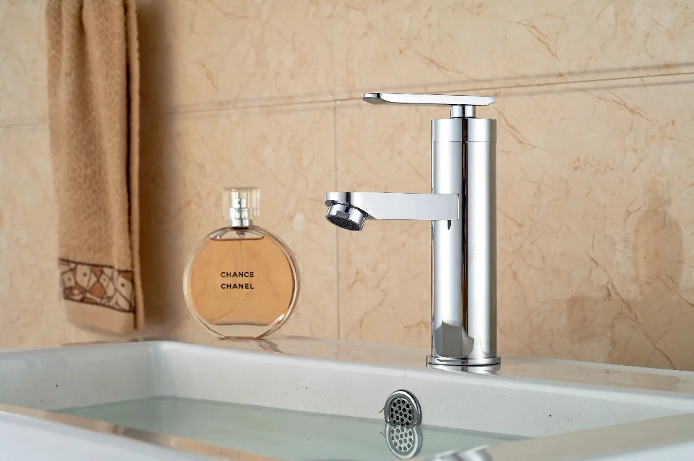 2016 новый хром латунь горячей и холодной воды бассейна раковина кран одной ручкой