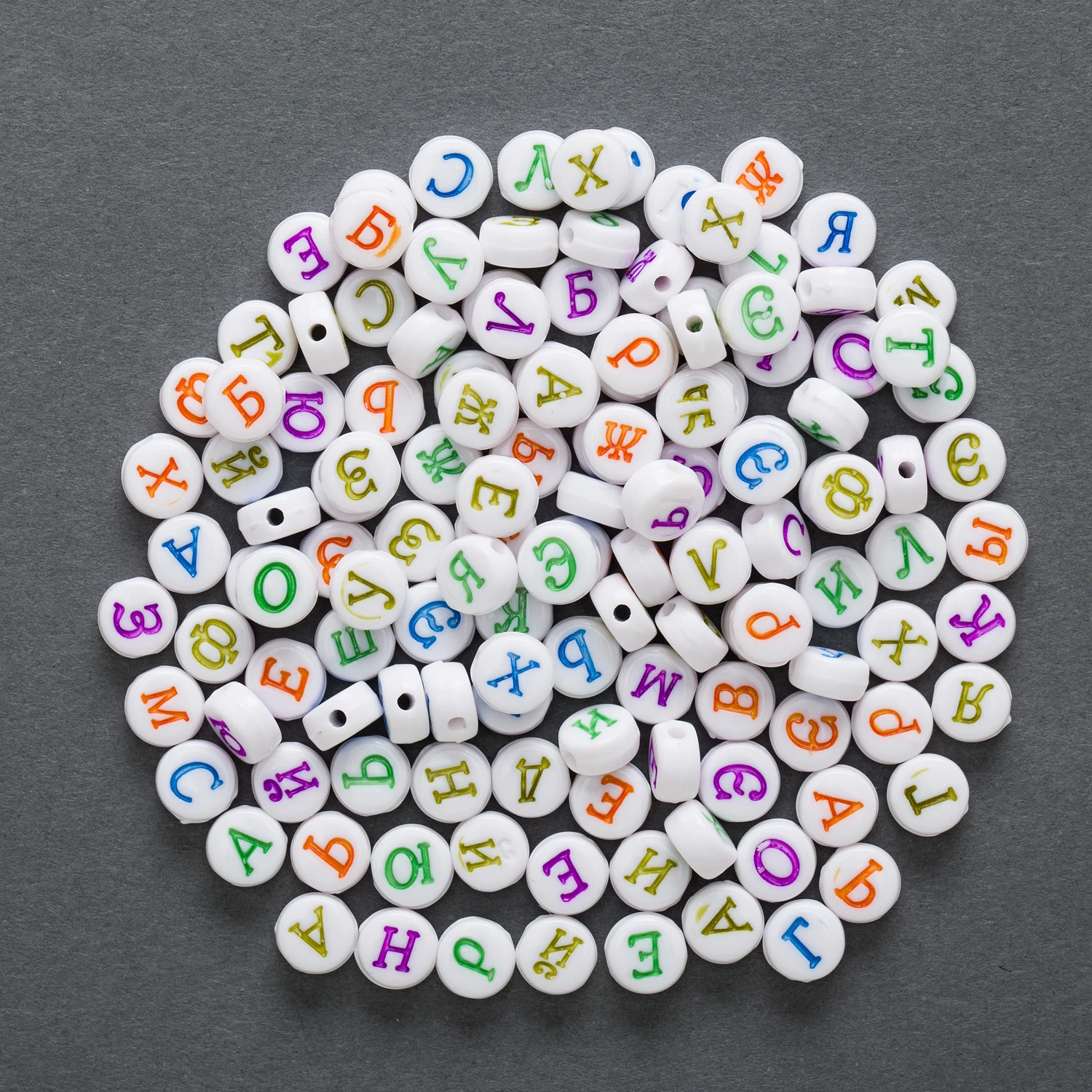 

100 Piece Colorful Random Mixed Round Acrylic Spacer Women Children DIY Bracelet Necklace Russian Alphabets Letter Beads 7mm