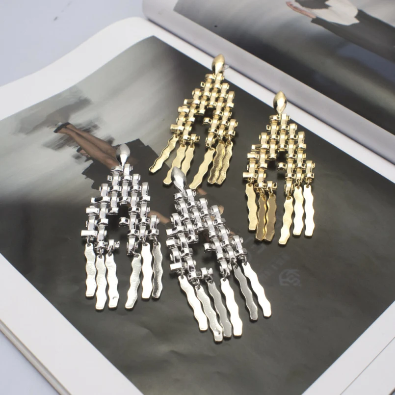 Модные металлические геометрические висячие серьги женские модные массивные в