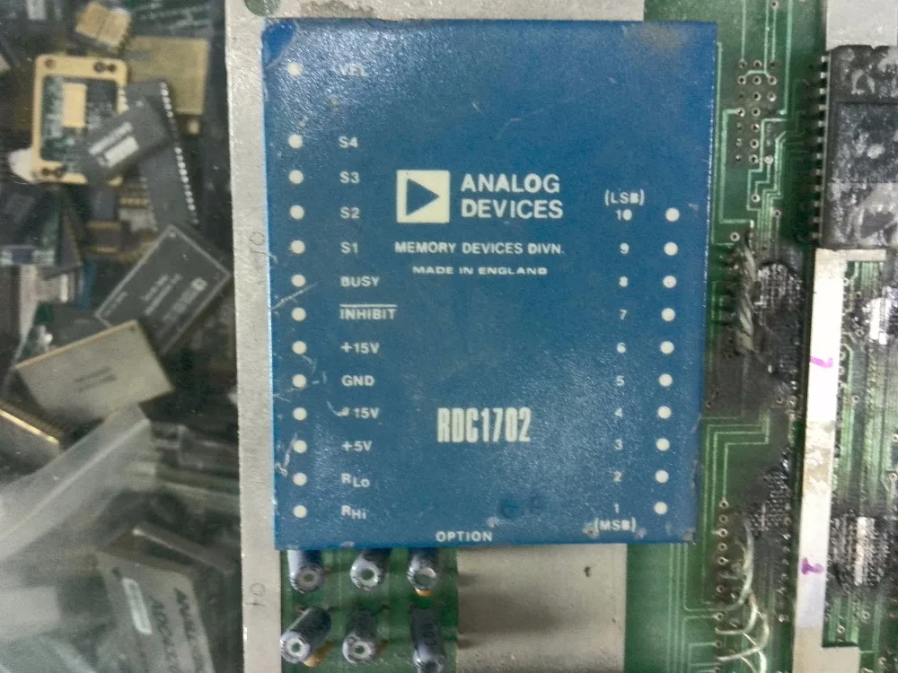 Оригинальный импортный 2CCR0515D CALEX7496 BWR 5/500 D24 ADC1131K AD1131J RDC1700/512 RDC1702 618 гарантия