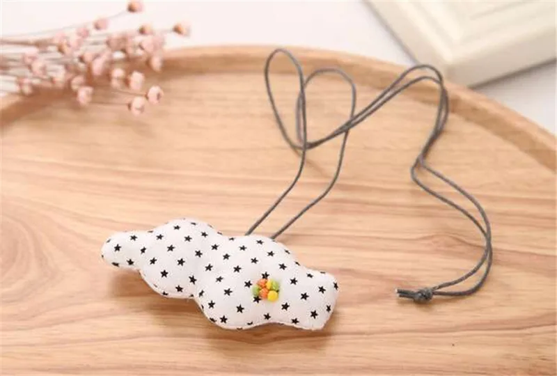Kawaii/милые аксессуары для маленьких детей, комплект подходящих детских аксессуаров, цепочек на шею в форме лошадок, животных, сердец, звездочек для новорожденных - Цвет: White Cloud