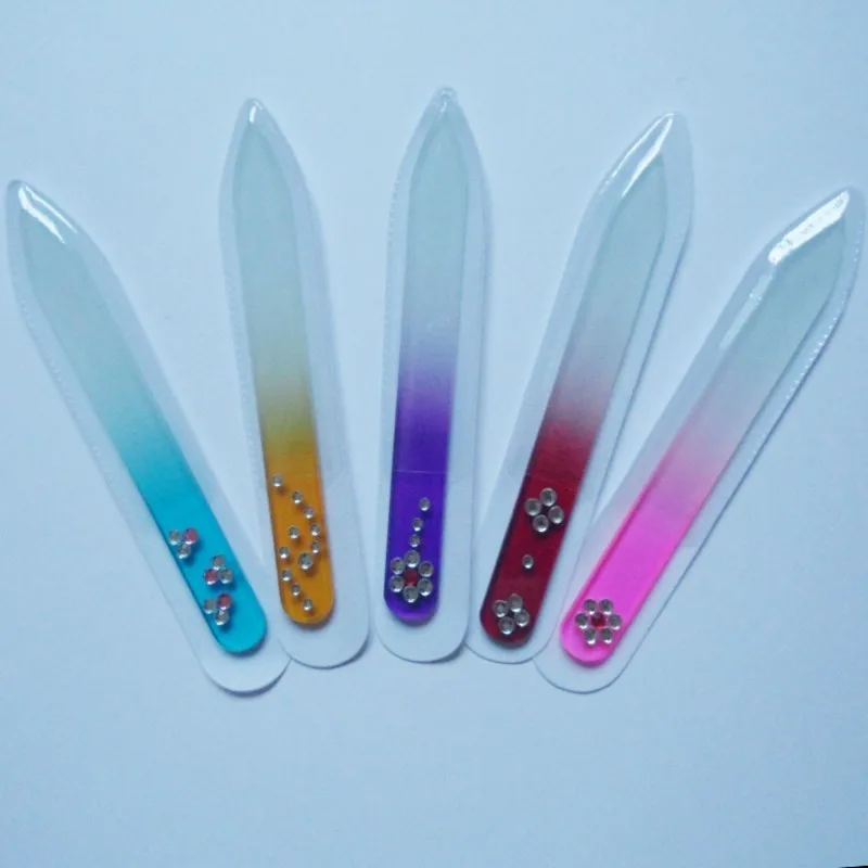 Thinkboo 5 шт./лот прочный Пилочки для ногтей с украшением в виде кристаллов Стекло пилочка для ногтей, пилочка для ногтей файл разные цвета маникюрный набор