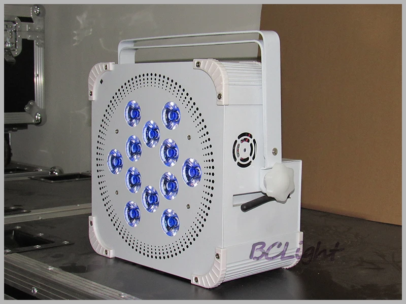 Свадебная перезаряжаемая Беспроводная батарея DMX 6 в 1 RGBWAUV 12*18 Вт Светодиодная