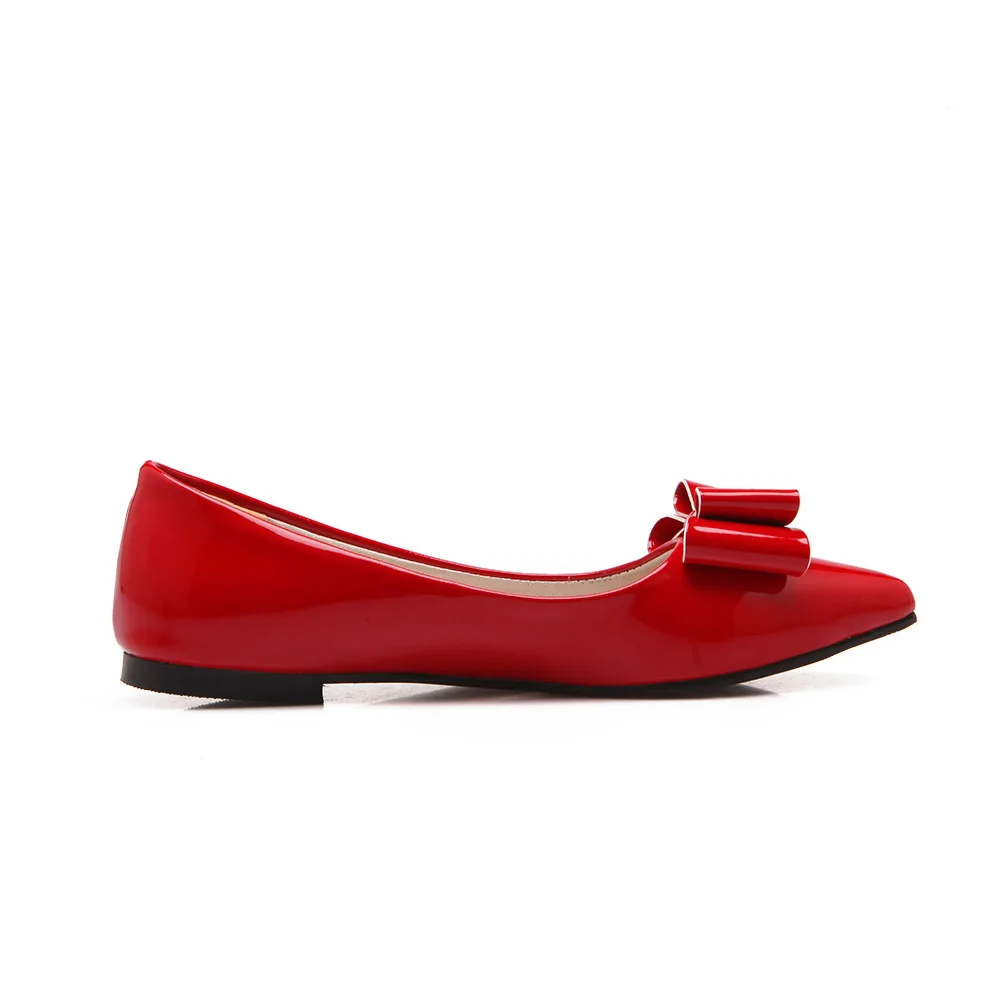 Женские туфли на плоской подошве черные красные телесные повседневные для