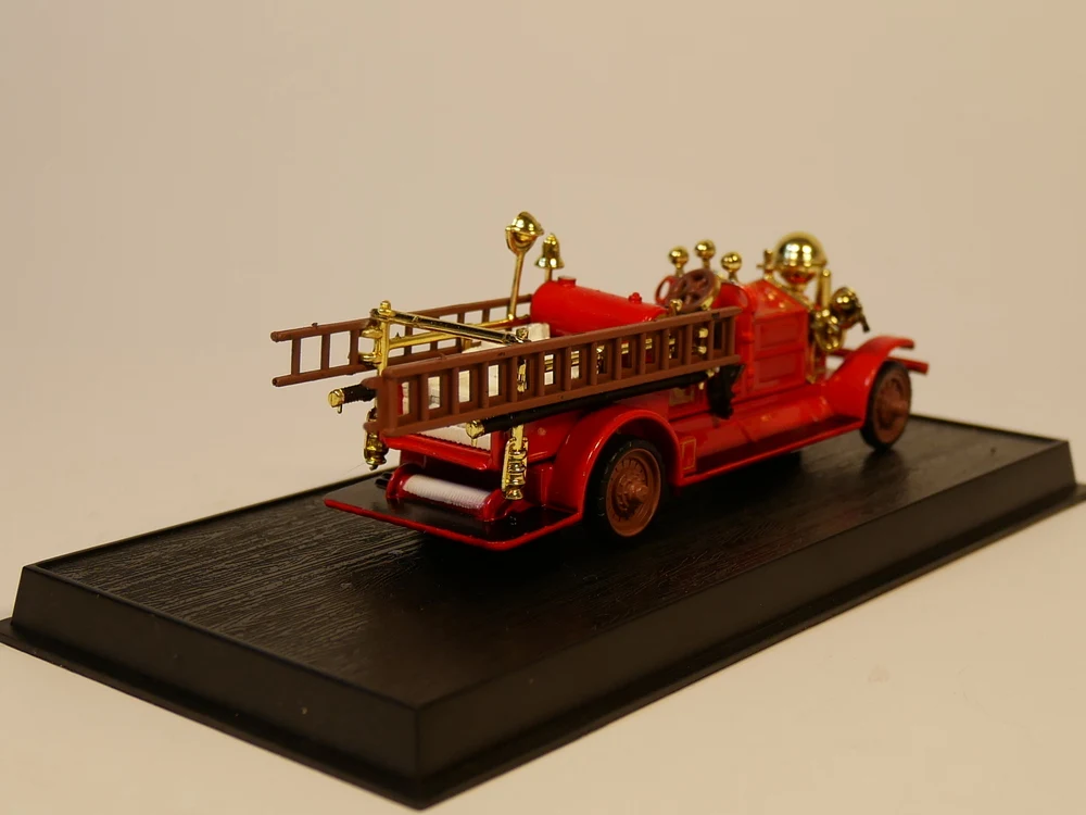1:64 США пожарная машина Ahrens Fox 1924 литый под давлением mdel автомобиль|Наземный