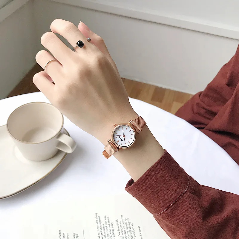

Simple Gold Women Watches 2021 Ulzzang Fashion Brand Small Dial Design Ladies Wristwatches Female Quartz Clock With Leather Band