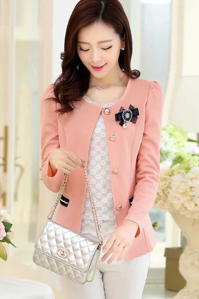 Куртка женская короткая с удобрениями Модный маленький пиджак для