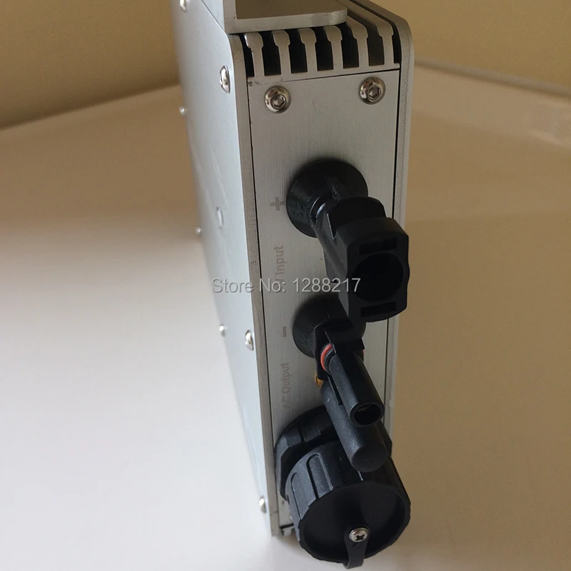 600W Solar Grid Tie Inverter Input DC22V-50V to AC110V/220V Wireless WVC Inverter with Waterproof IP65 Micro Inverter