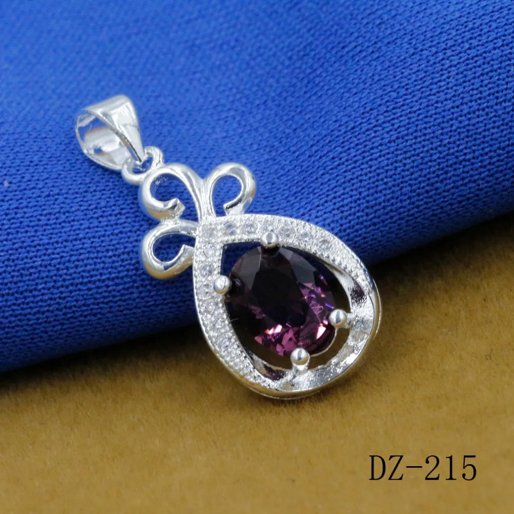 Нежный удлиненный кулон из серебра 925 пробы в виде капель мозаичный хрустальный