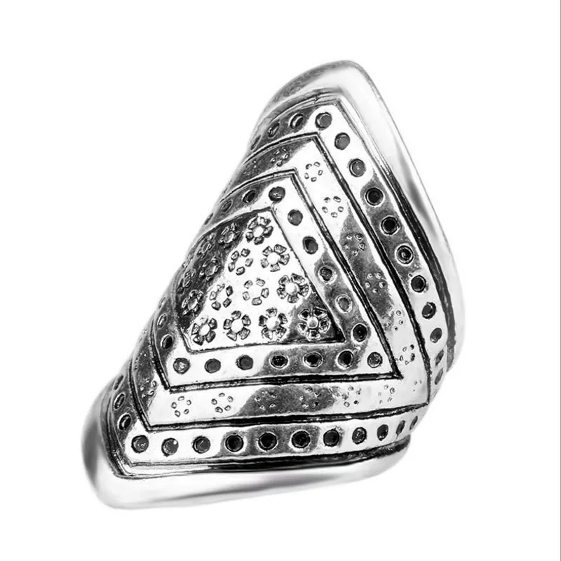 

Charm Big Finger Ring Vintage Look 2018 Fashion Gold Rings For Women Classical Pattern Christmas Gift