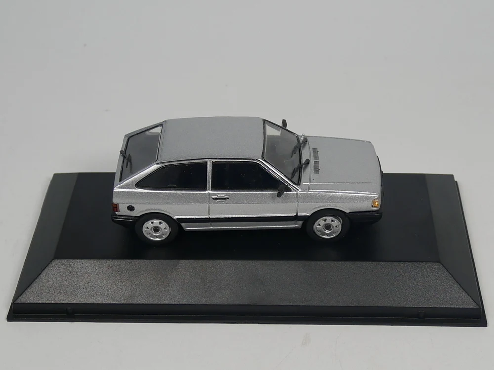 Ixo 1:43 Volkswagen Gol GL 1 8 1993 литой модельный автомобиль| |