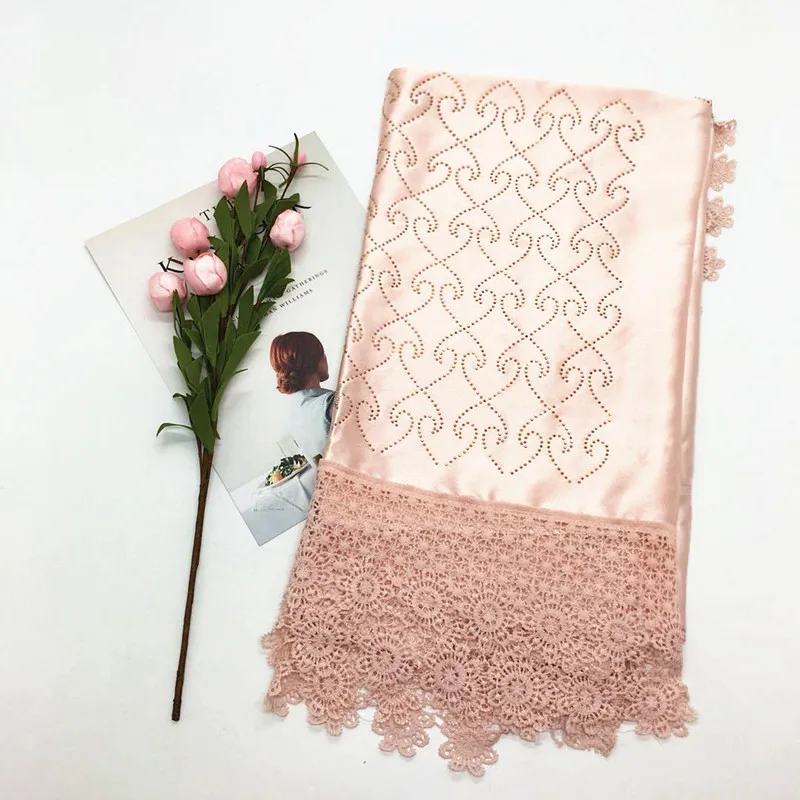 

turkish Ladies Embroidery Hijab Wrap Women's Faux Silk Muslim Stain Hijab Kuwaiti Mona Lace edges Scarf Islamic Cover Headscarf