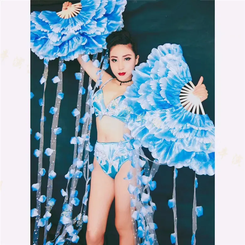 

Nightclub Women Leading Dancer Performance Outfit Bar Party Models Catwalk Bra Set Blue Petal Fan Crystal Bikini Stage Costume