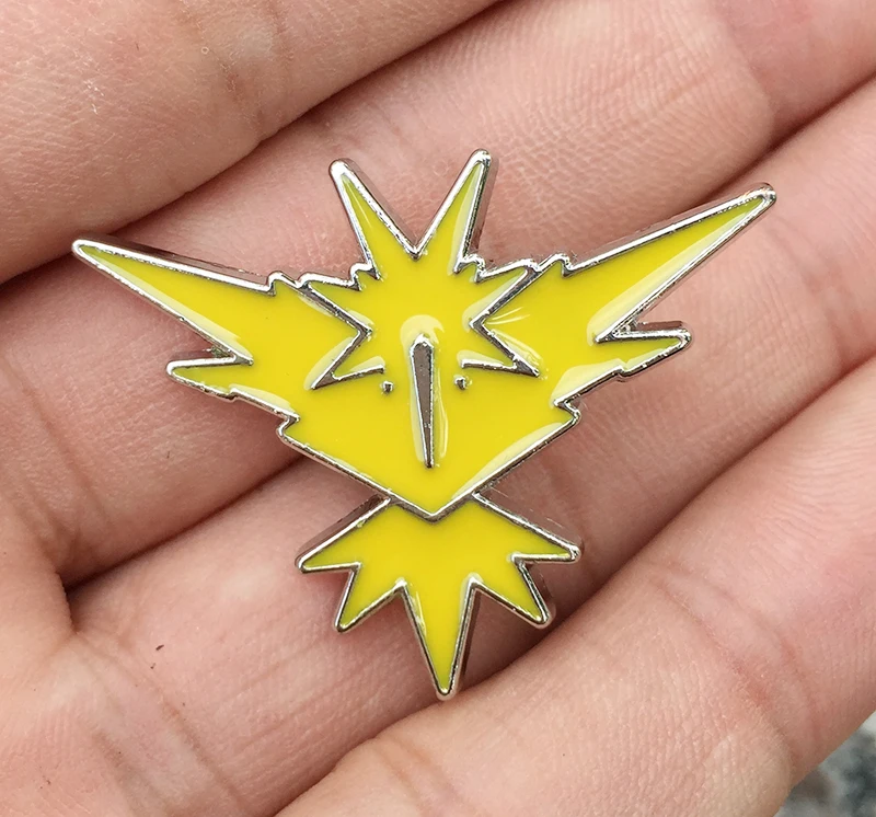 Team Mystic Valor Instinct Rocket классические значки эмалированные значки значок на пуговицах брошь для влюбленных джинсовая булавка на лацкане 10 видов стилей