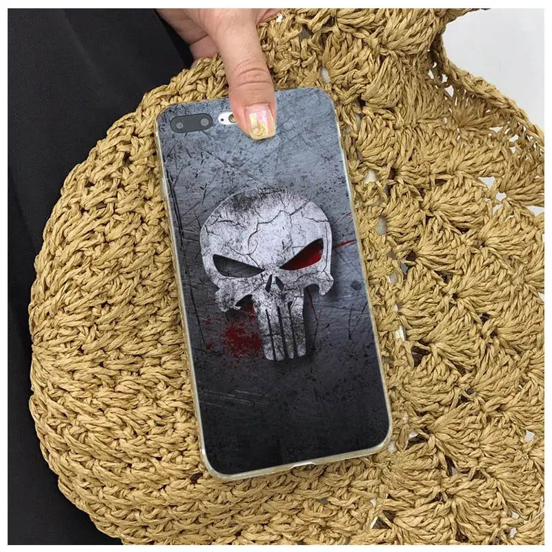Aiboduo Каратель Череп прозрачный край coque чехол для Apple iPhone 5S 6 6plus 6s 7 8 7plus 8plus XR X XS