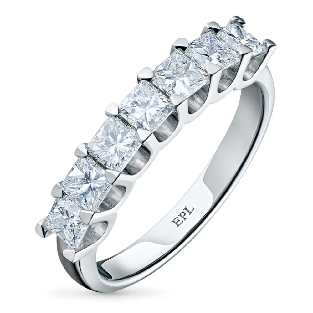 

5 stone 5.5 millimetres princess cut DF moissanite 14 carat with gold