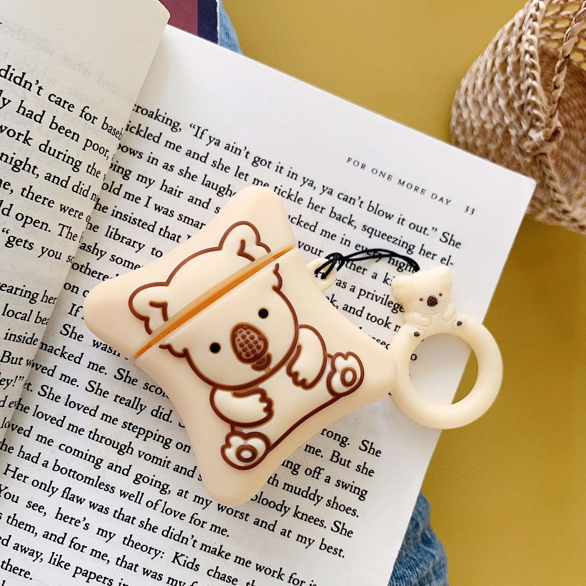 Light Yelllow Чехол для Airpods 2, силиконовый чехол коала с изображением печенья из мультфильма для Apple Air pods, милый чехол для наушников, чехол для наушников, кольцевой ремешок - Цвет: Light Yelllow