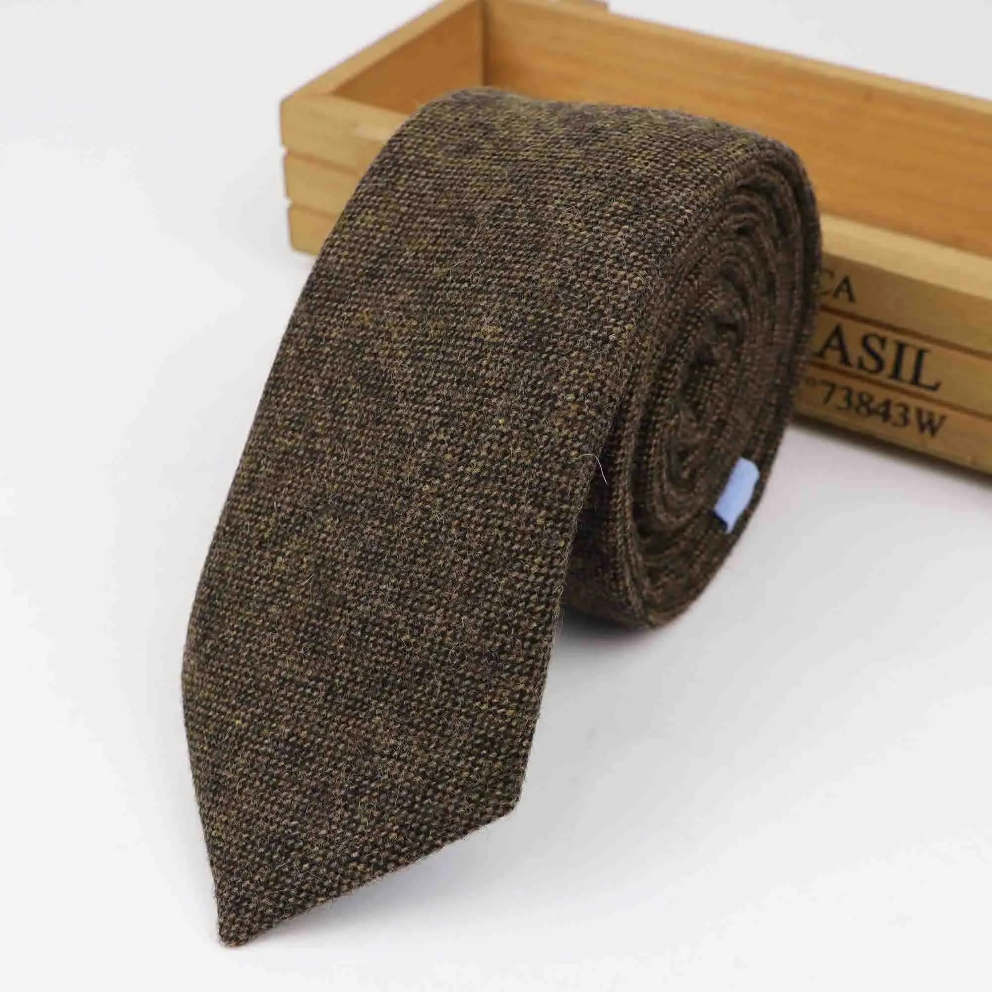 27 New Style Wool Viscose Tie 7cm Ties Fluffy Solid Color Corbata Slim Striped Necktie Cravat Clothing Accessories Warm Dot Ties - Цвет: 27