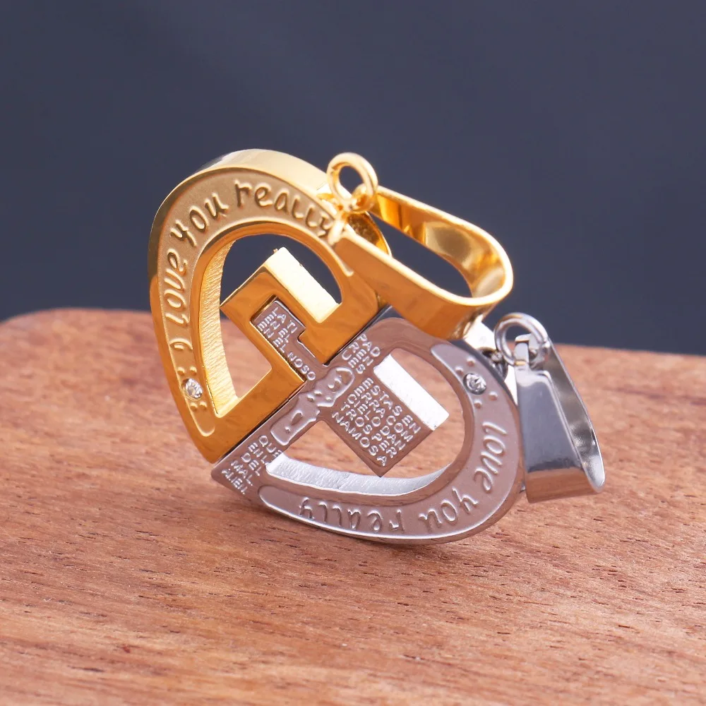 Простое но элегантное ювелирное изделие подвеска в виде половины сердца