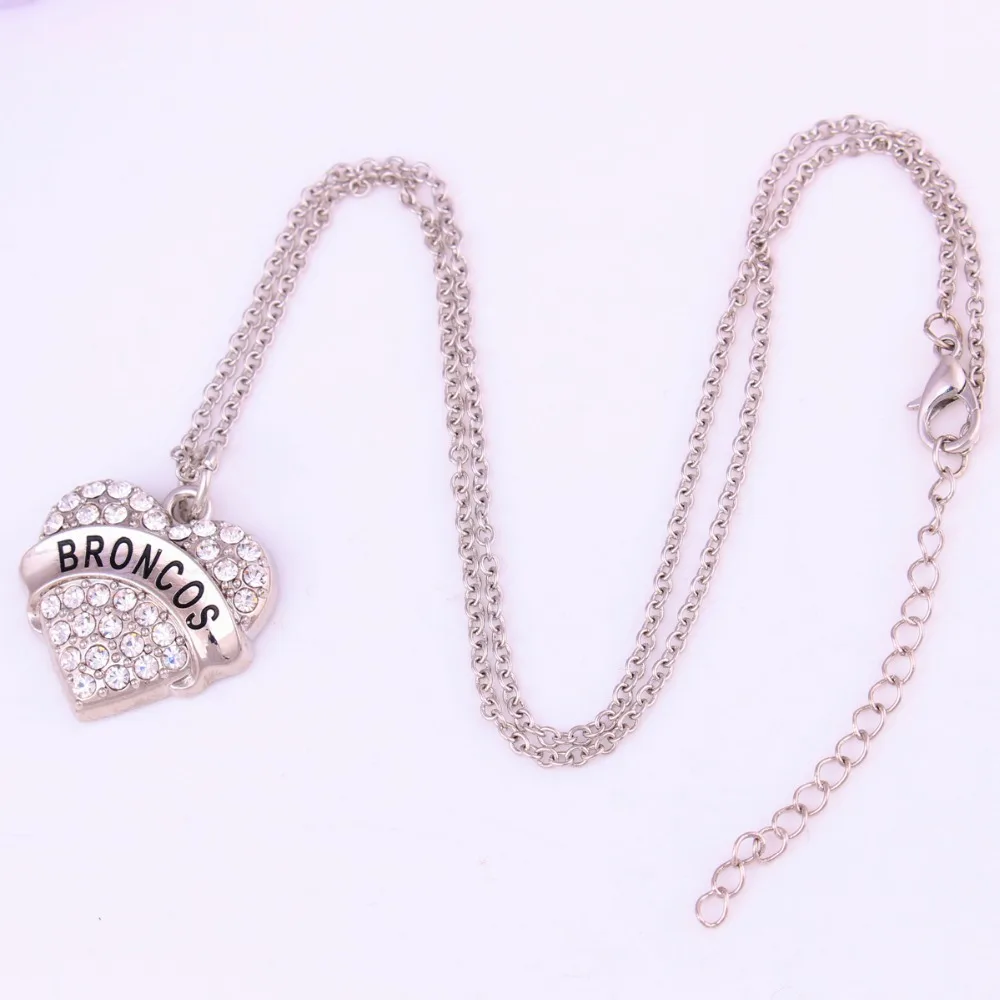 Модное дизайнерское ожерелье из сплава с прозрачными кристаллами и сердечками |