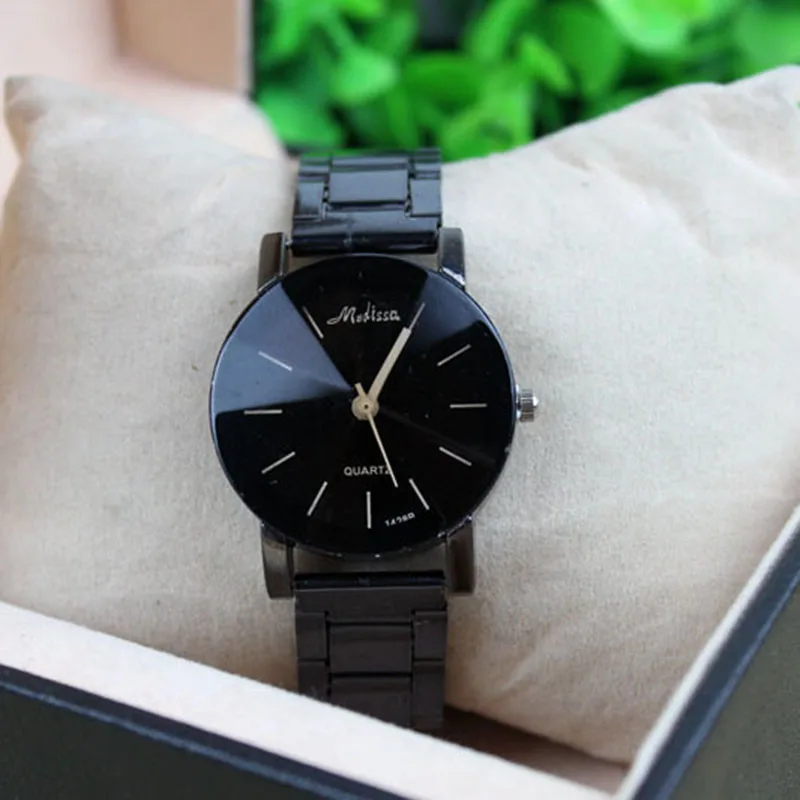 Часы парные со стальным ремнем модные черные кварцевые часы от производителя |