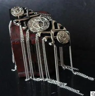 Британский стиль брошь костюм бахромой insignia аксессуары модные заклепки ветер