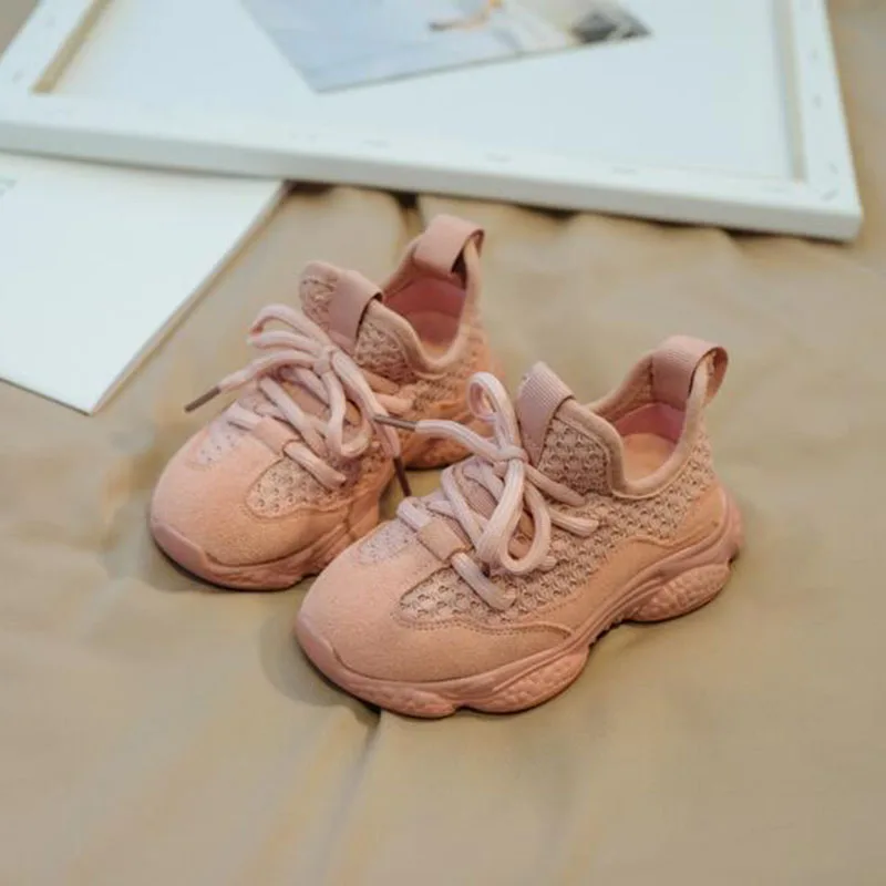 Повседневная сетчатая обувь на плоской подошве со шнуровкой и перекрестной для