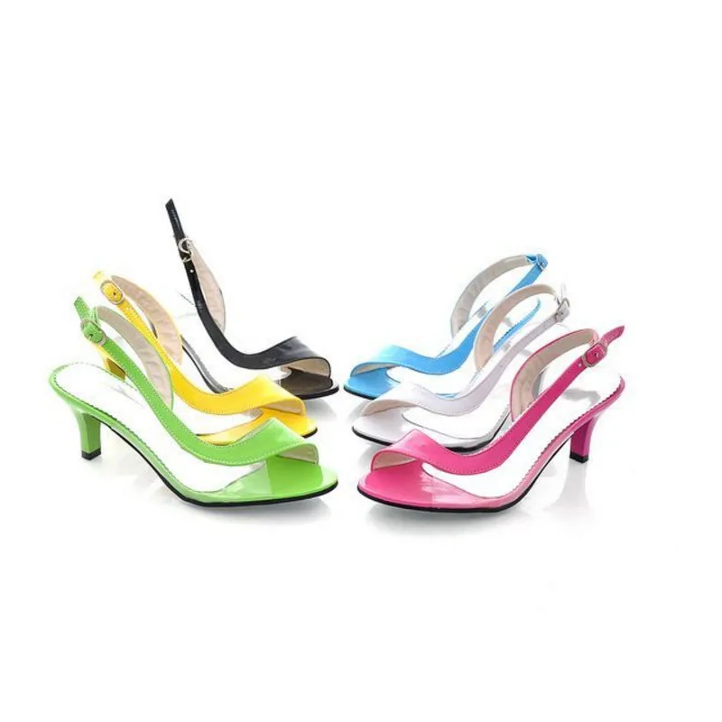 Сандалии женские на каблуке элегантные босоножки с пряжкой модные богемные