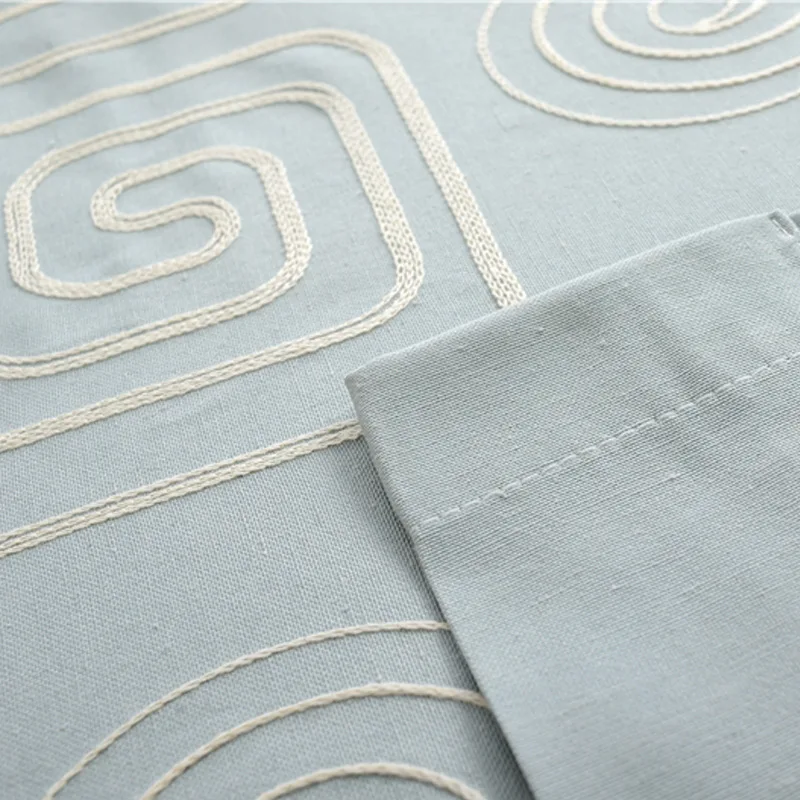 Тканевые занавески для спальни затемняющие шторы с вышивкой современные на окна