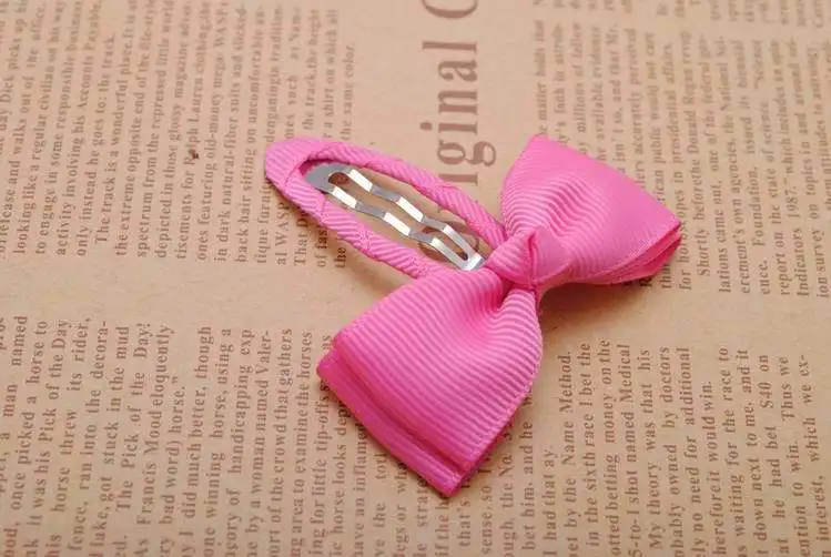 Hot pink Hairclips 2 шт./партия, защелкивающиеся зажимы для волос, 2 1/4 дюйма, Высококачественная Милая корсажная лента, бант, девушка шпилька, детские головные уборы - Цвет: Hot pink Hairclips