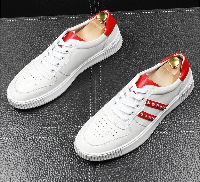 

New arrival Fashion Casual Shoes For Man rivets lace-up flats shoes loafers Mens Casual Shoes Men designer skateboard Loafers