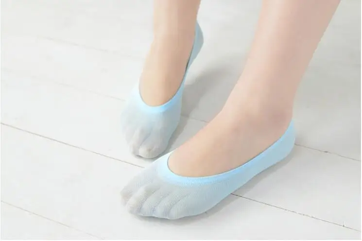 Бархатные невидимые носки детские Нескользящие Эластичные Носки ярких цветов