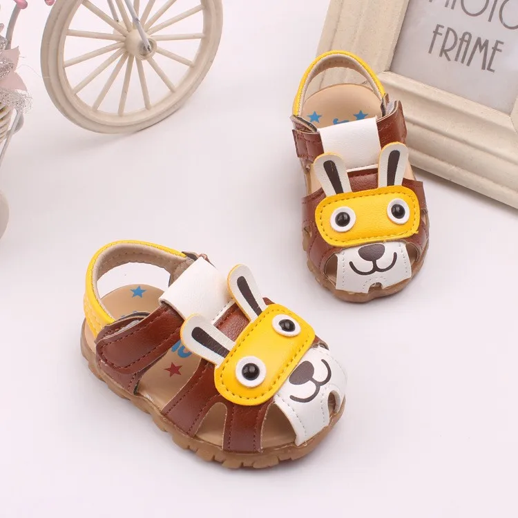 J топленое масло летняя обувь для детей мальчиков сандалии для девочек светодиодный свет детская пляжная обувь носком анти-пропустить обувь унисекс для маленьких мальчиков девушка