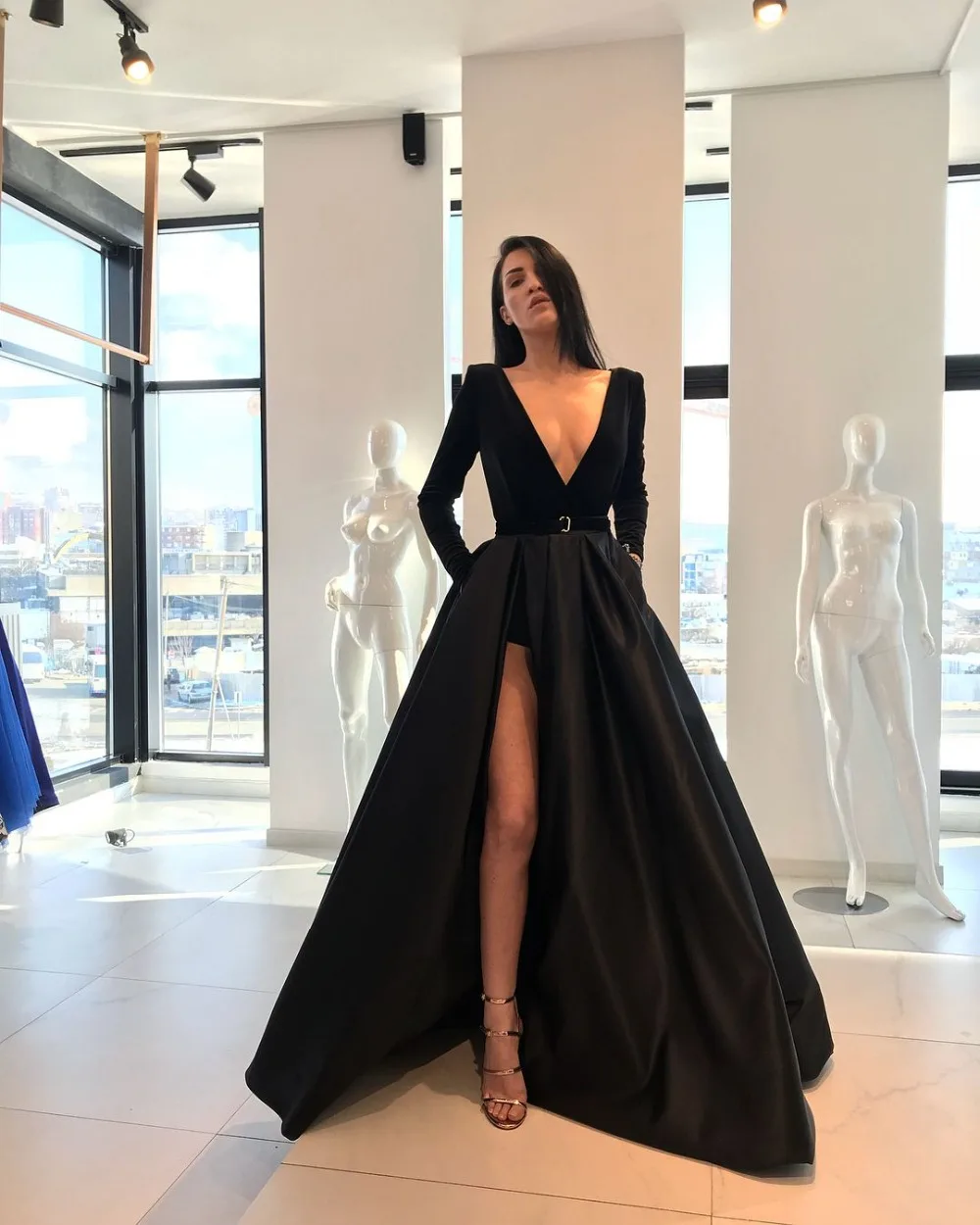 

Long Black Evening Dresses 2019 Sexy High Slit V-neck Long Sleeve jersery Arabic Style Women Formal Evening Gown Saudi Arabia